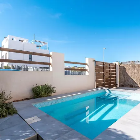 Con Piscina * Dehesa de Campoamor (Orihuela Costa)