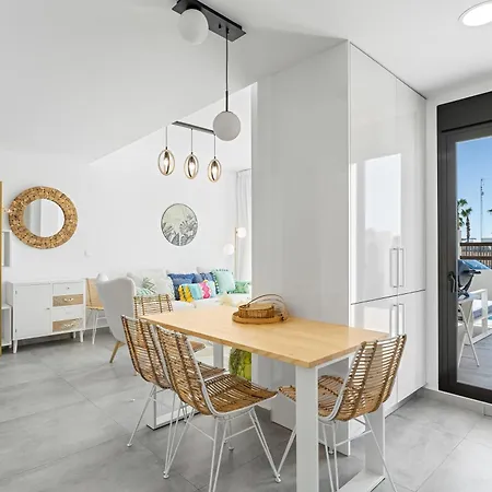 Сasa de vacaciones Con Piscina Dehesa de Campoamor (Orihuela Costa)