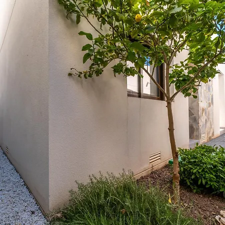 Holiday home Con Piscina